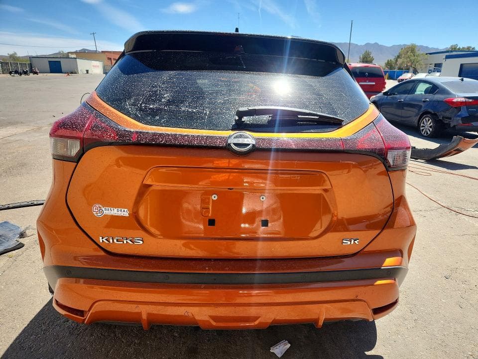 2022 NISSAN KICKS SR 6