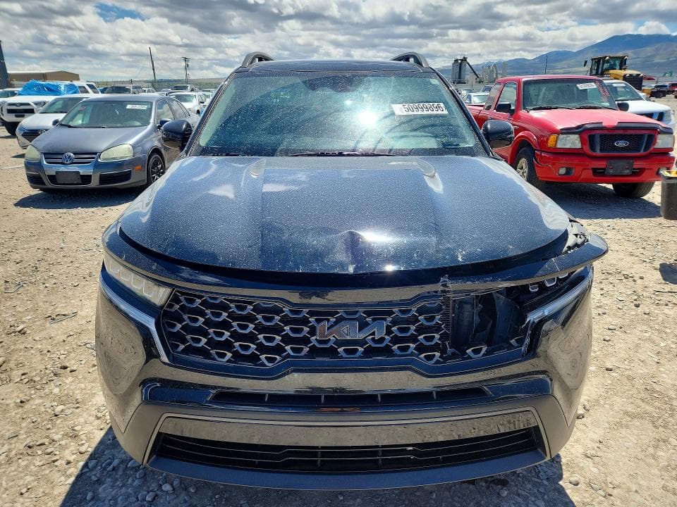 2022 KIA SORENTO S 5