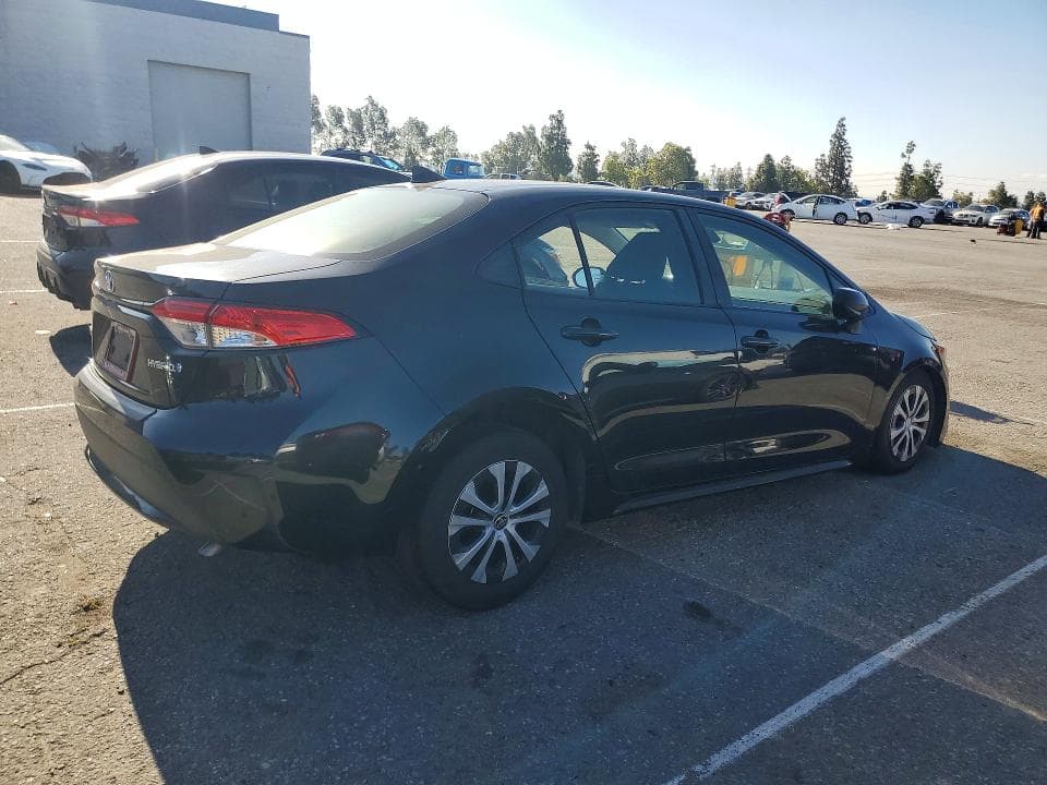 2022 TOYOTA COROLLA LE 3