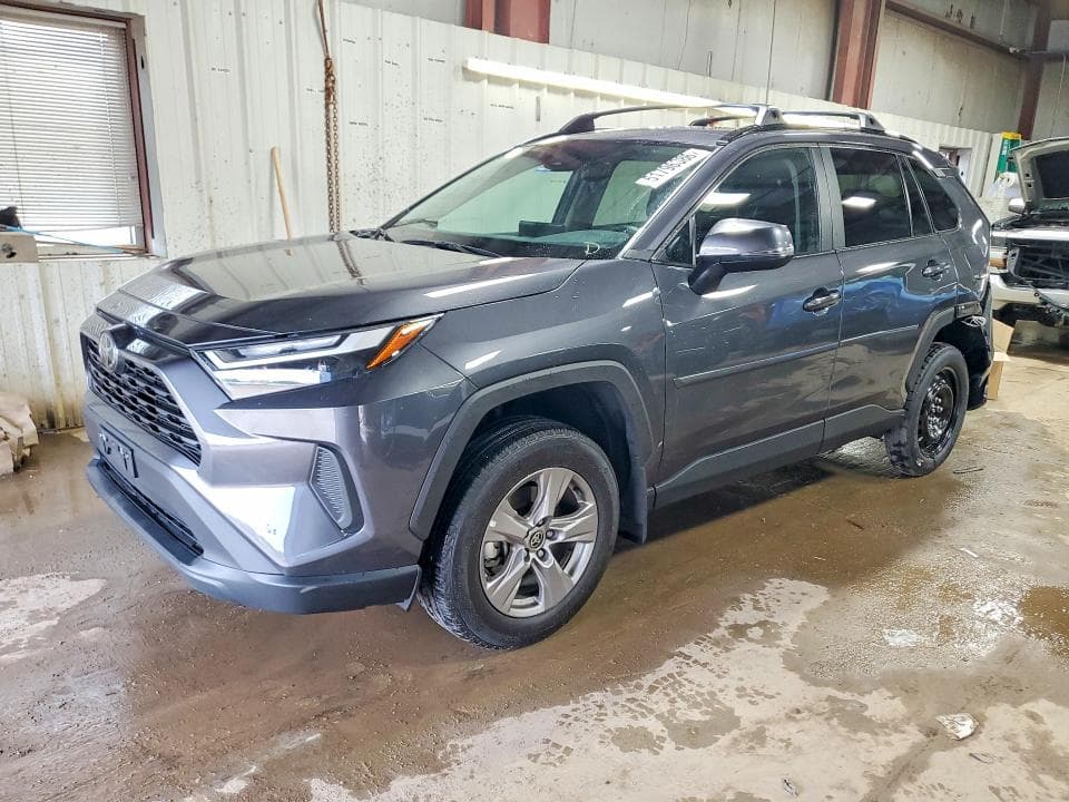 2025 TOYOTA RAV4 XLE - 1