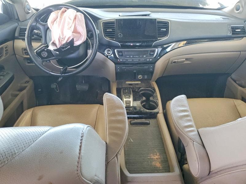 2019 HONDA PILOT ELITE 8