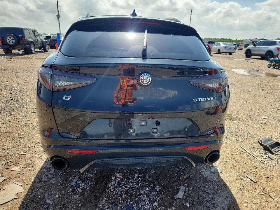 2024 ALFA ROMEO STELVIO TI 6