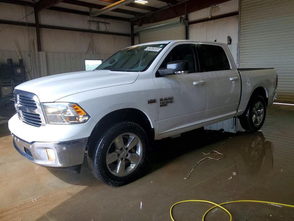 2019 RAM 1500 CLASSIC SLT - 1