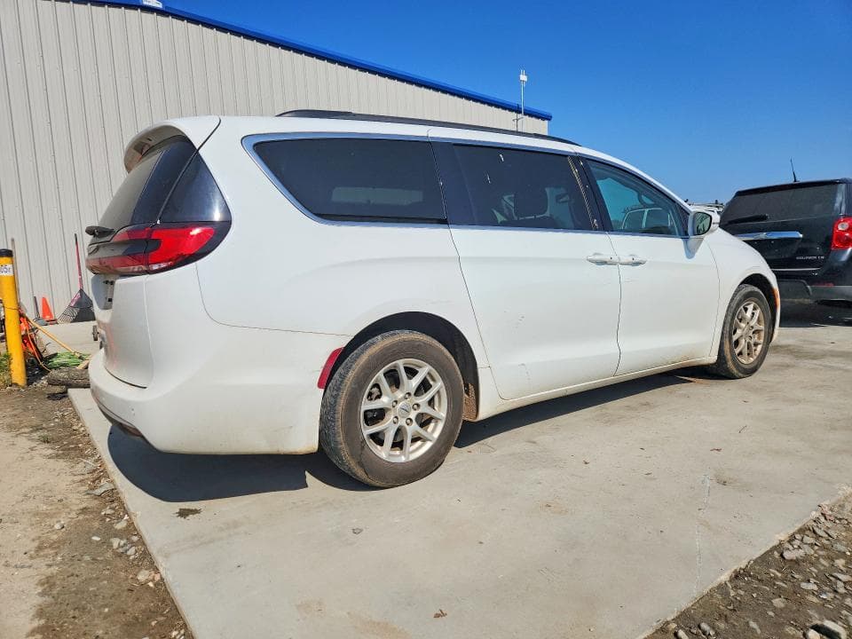 2022 CHRYSLER PACIFICA TOURING L 3