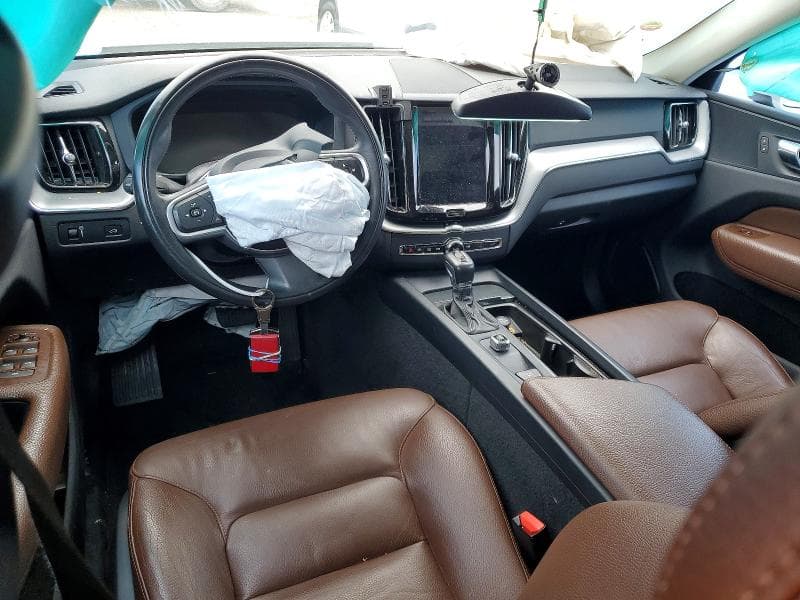 2018 VOLVO XC60 T5 8