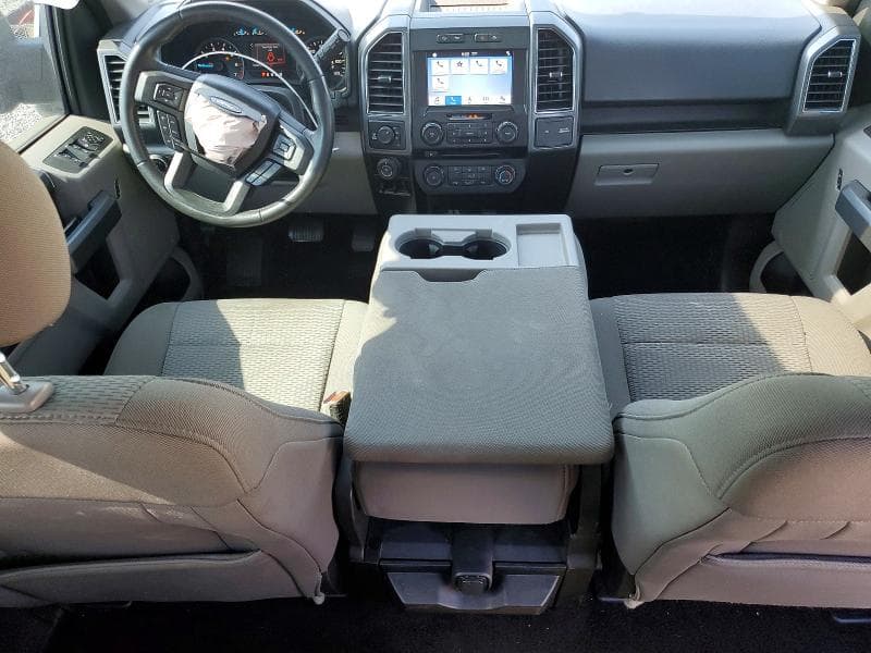 2017 FORD F150 SUPERCREW 8