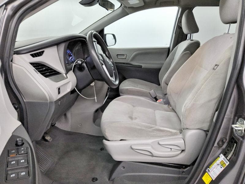 2020 TOYOTA SIENNA L 7-PASSENGER 7