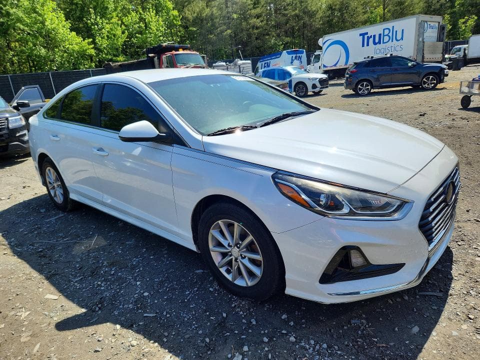 2018 HYUNDAI SONATA SE 4