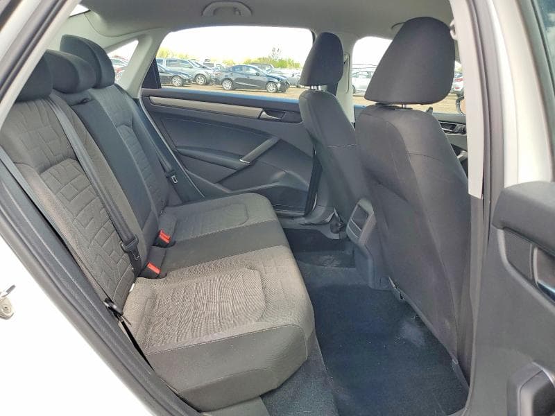 2020 VOLKSWAGEN PASSAT S 10