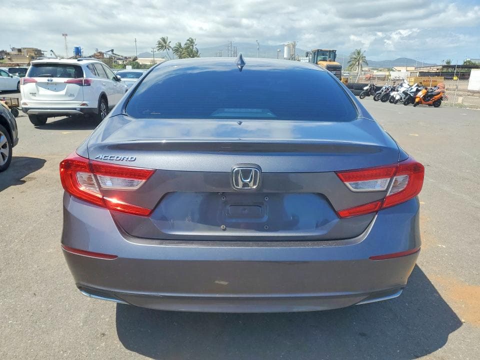 2018 HONDA ACCORD EX 6