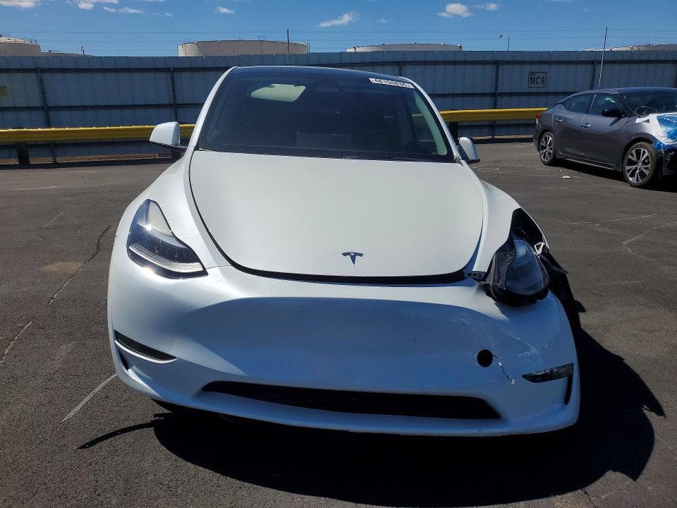 2023 TESLA MODEL Y 5