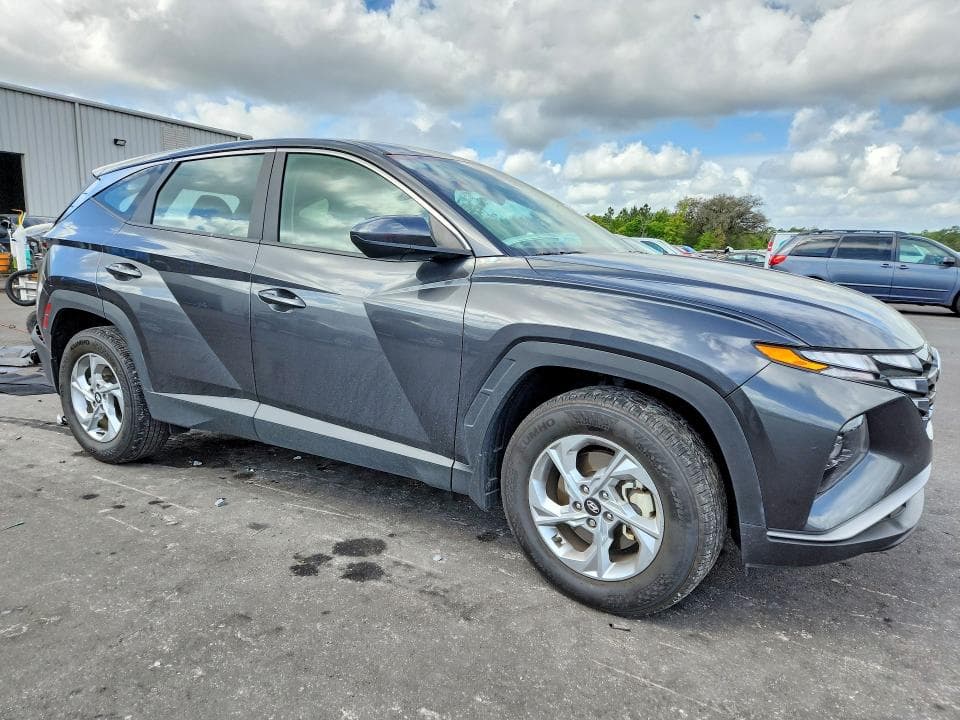 2024 HYUNDAI TUCSON SE 4