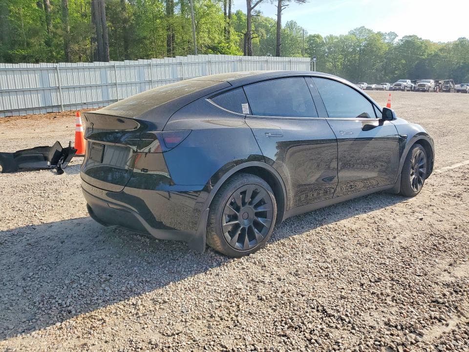 2023 TESLA MODEL Y 3
