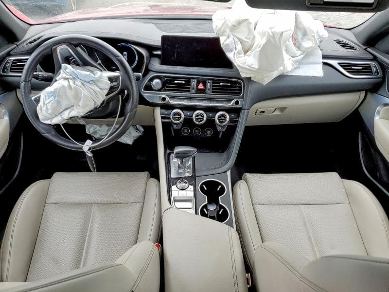 2023 GENESIS G70 2.0T 8