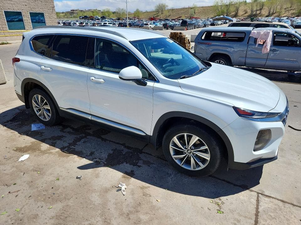 2020 HYUNDAI SANTA FE SEL 4