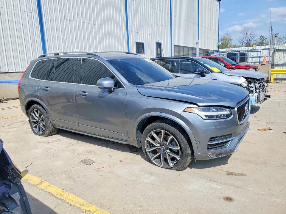2017 VOLVO XC90 T6 4