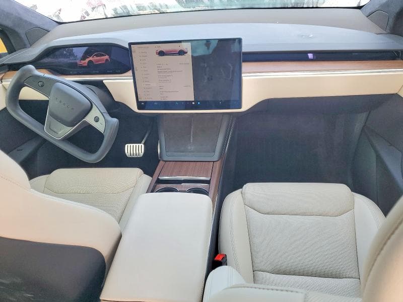 2022 TESLA MODEL X 8
