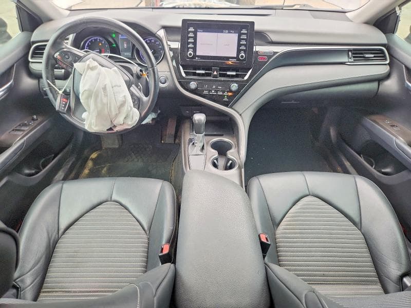 2021 TOYOTA CAMRY SE 8