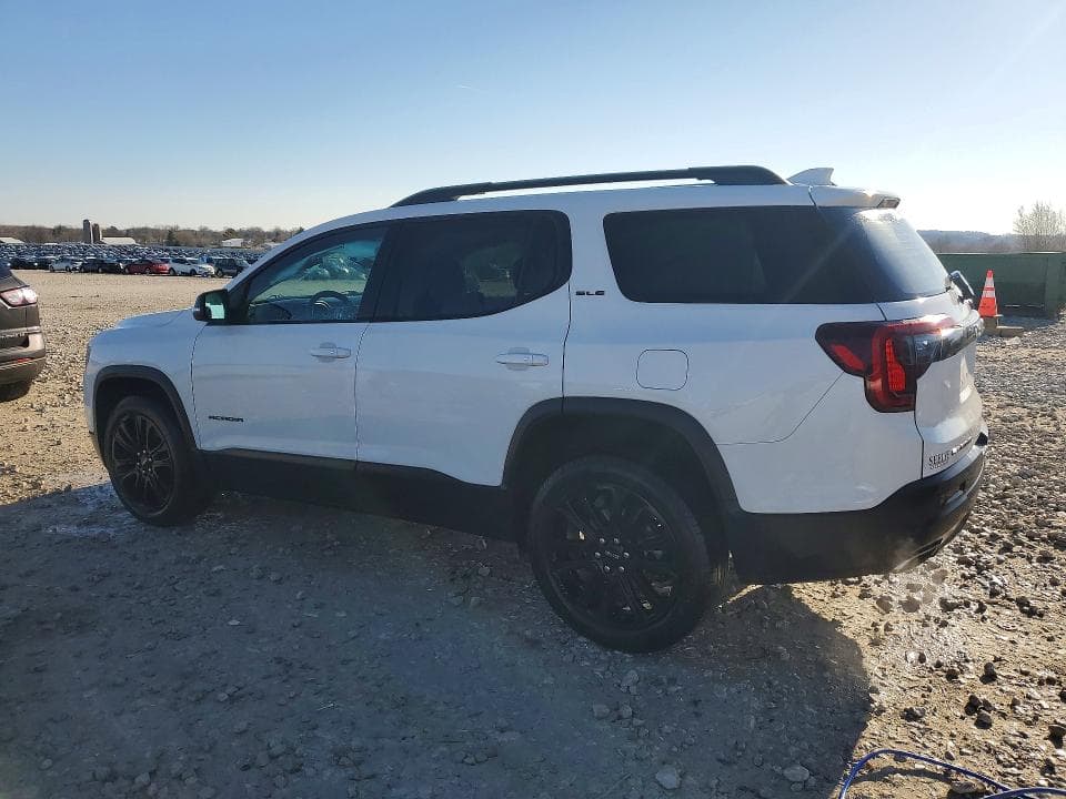 2022 GMC ACADIA SLE 2
