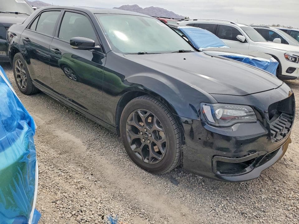 2017 CHRYSLER 300 S 4