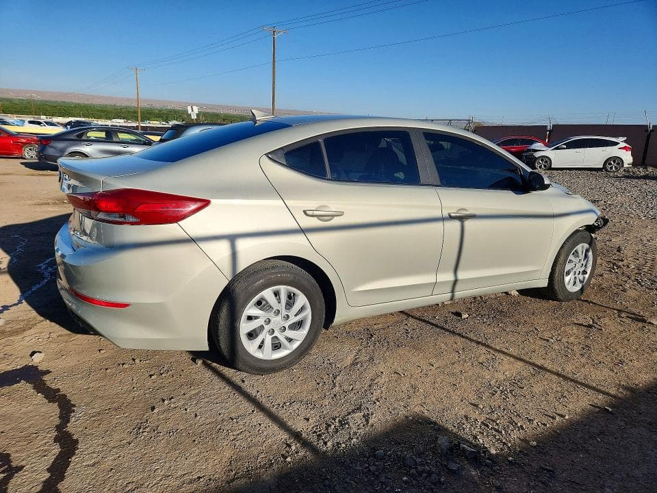 2017 HYUNDAI ELANTRA SE 3