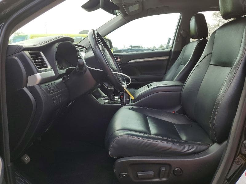 2018 TOYOTA HIGHLANDER XLE 7