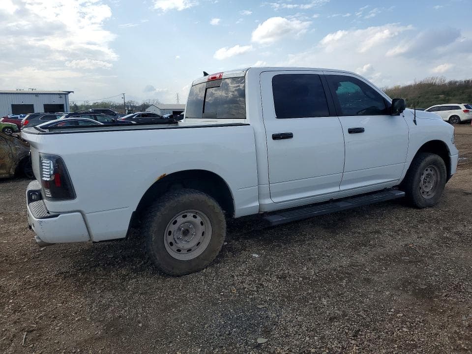 2017 RAM 1500 SLT 3