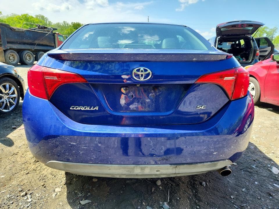 2017 TOYOTA COROLLA SE 6