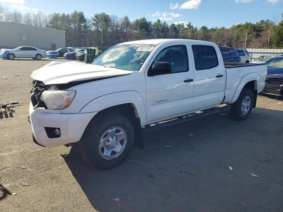 2015 TOYOTA TACOMA
