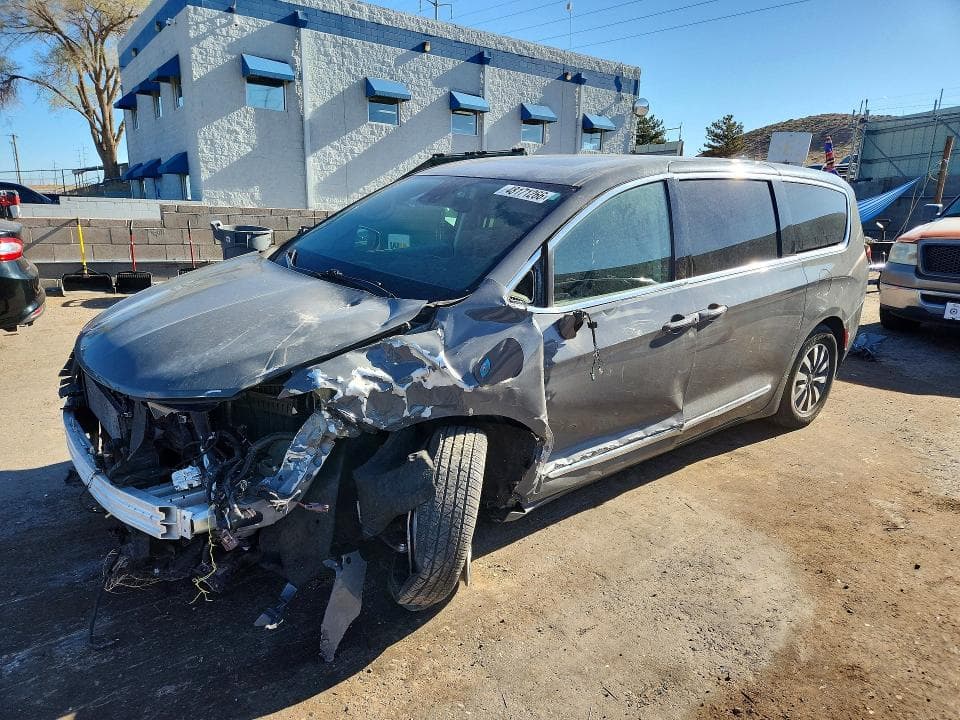 2022 CHRYSLER PACIFICA HYBRID LIMITED - 1