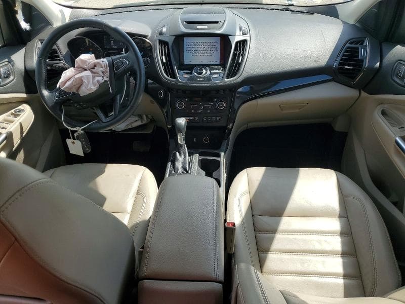 2017 FORD ESCAPE TITANIUM 8