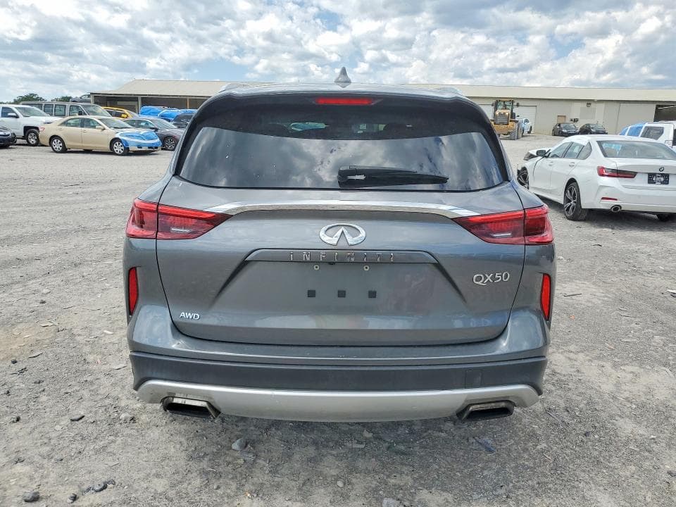 2019 INFINITI QX50 LUXE 12