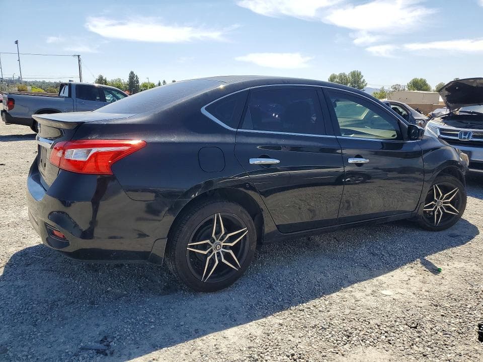 2018 NISSAN SENTRA S 3