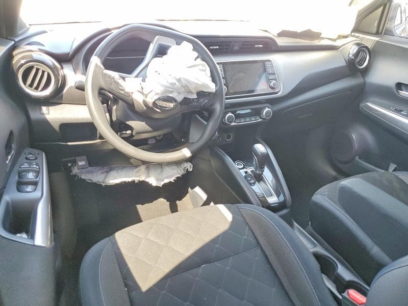 2018 NISSAN KICKS SV 8