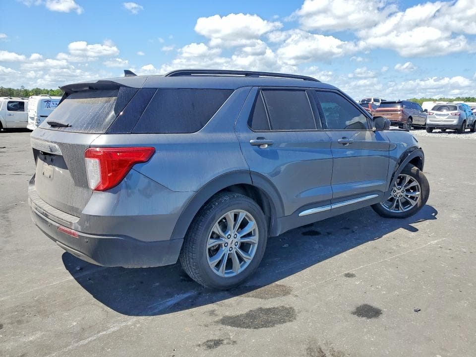 2021 FORD EXPLORER XLT 3