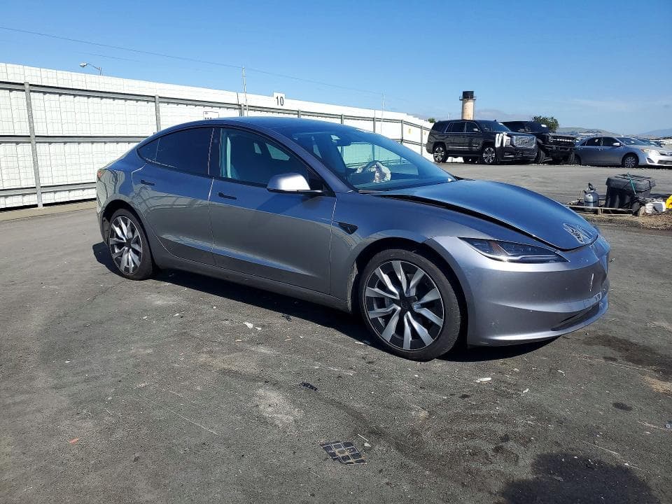 2024 TESLA MODEL 3 4