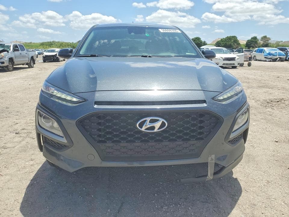 2021 HYUNDAI KONA SE 5