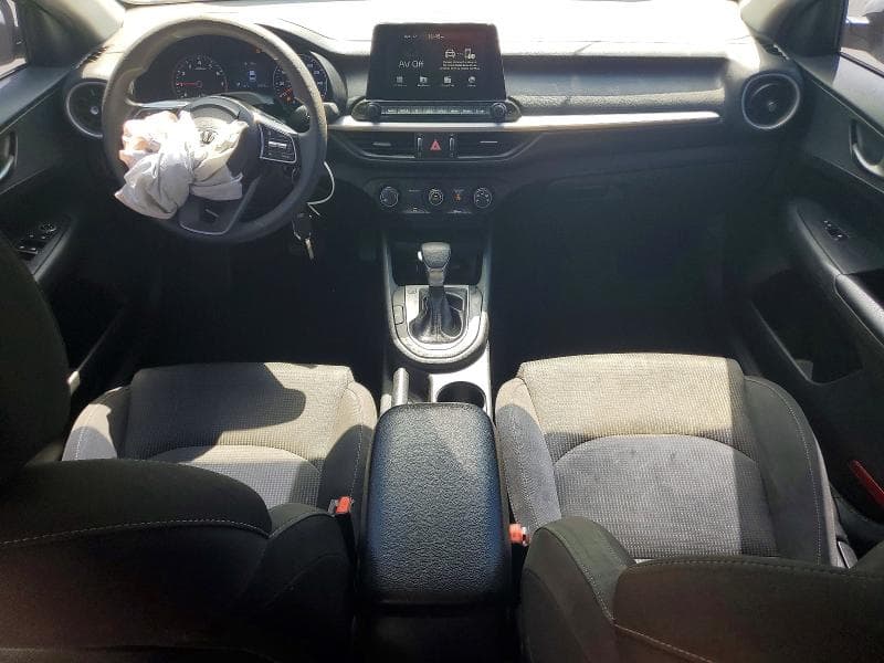 2021 KIA FORTE LXS 8