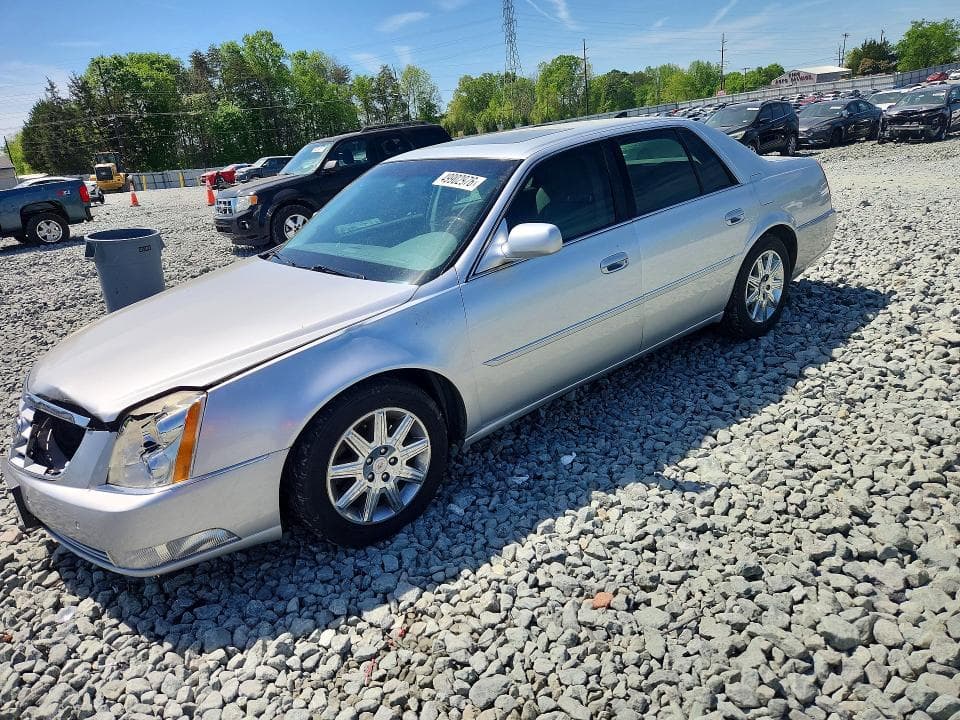 2011 CADILLAC DTS PREMIUM COLLECTION - 1
