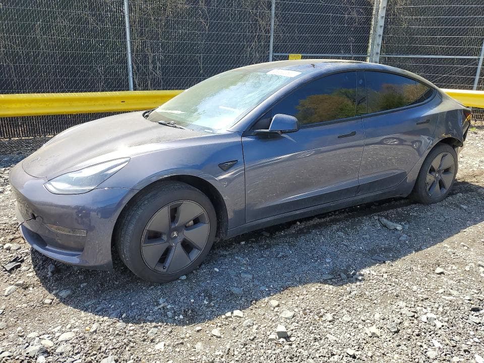 2022 TESLA MODEL 3 - 1