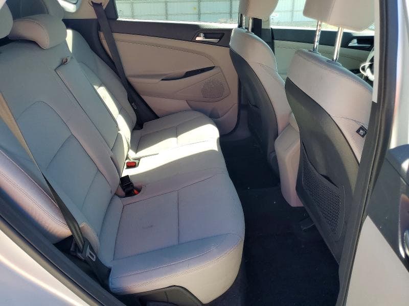 2019 HYUNDAI TUCSON VALUE 11