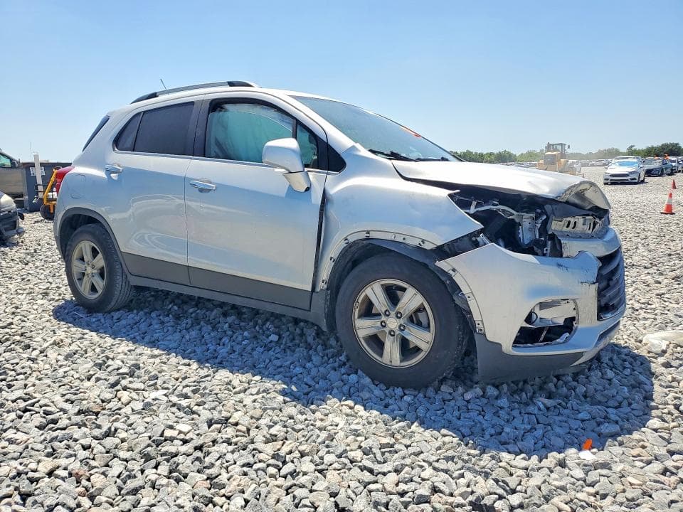 2020 CHEVROLET TRAX 1LT 4