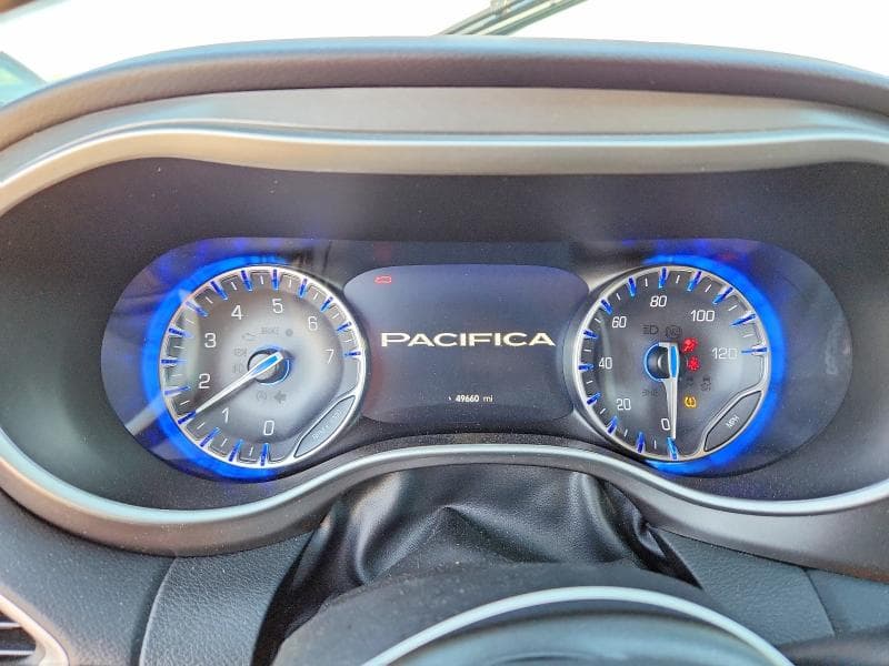2024 CHRYSLER PACIFICA TOURING L 9