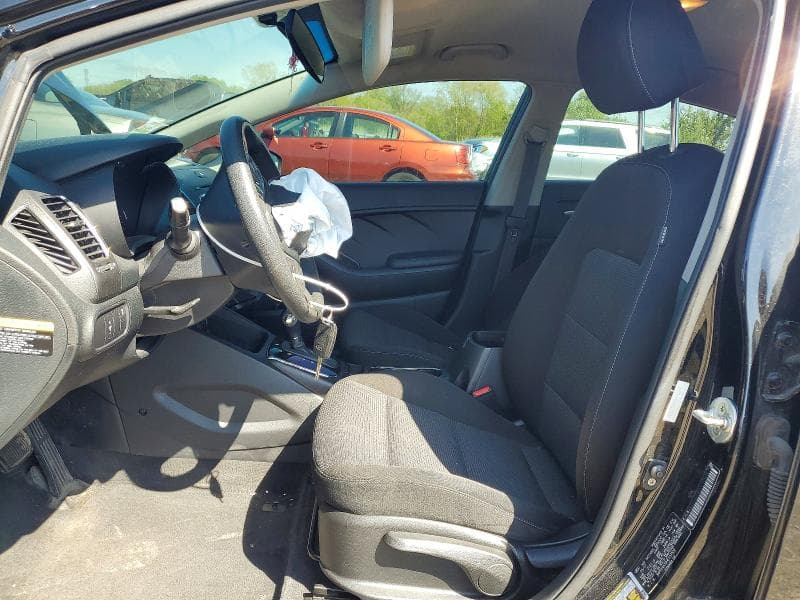 2017 KIA FORTE LX 7