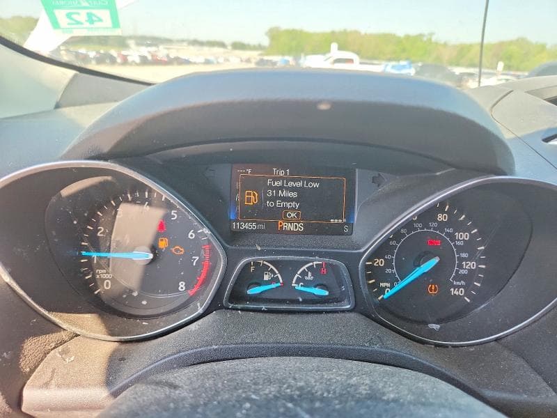 2017 FORD ESCAPE SE 9
