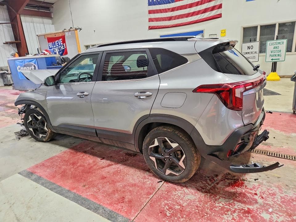 2024 KIA SELTOS EX 2