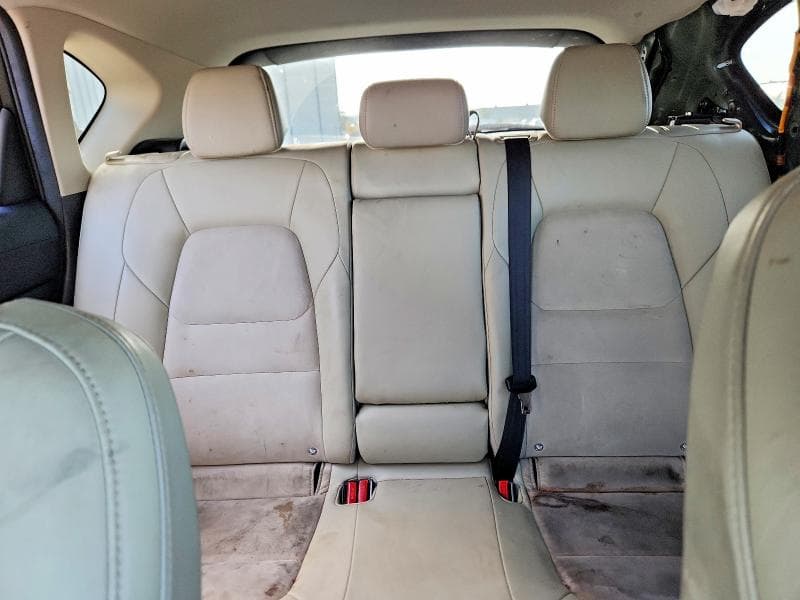 2019 MAZDA CX-5 TOURING 10