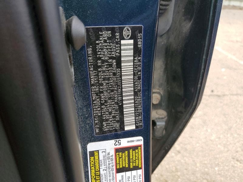 2018 TOYOTA CAMRY SE 12