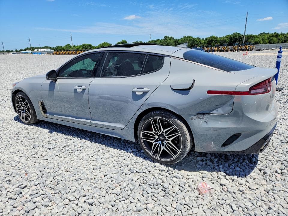 2023 KIA STINGER GT2 2