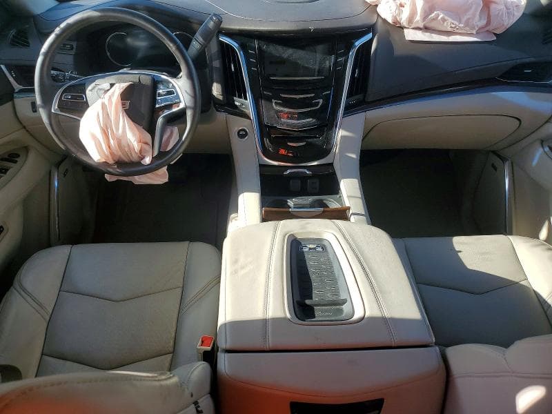 2017 CADILLAC ESCALADE LUXURY 8